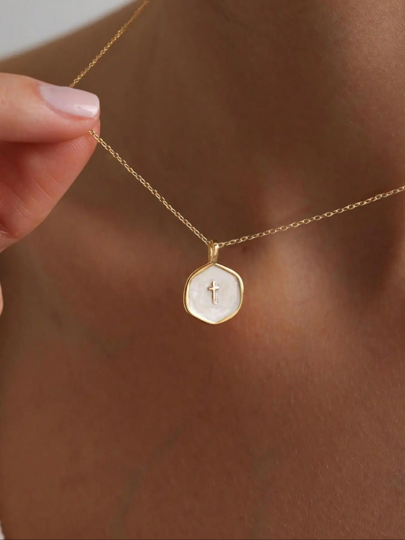 Women's Stainless Steel Necklace, Oil Drop Cross Pendant, Cross Chain Design, Casual Elegant Daily Commute Jewelry, Chic Gorgeous Jewelry, Versatile Fashion Accessory, Durable Fashion Accessory, Cross Necklaces