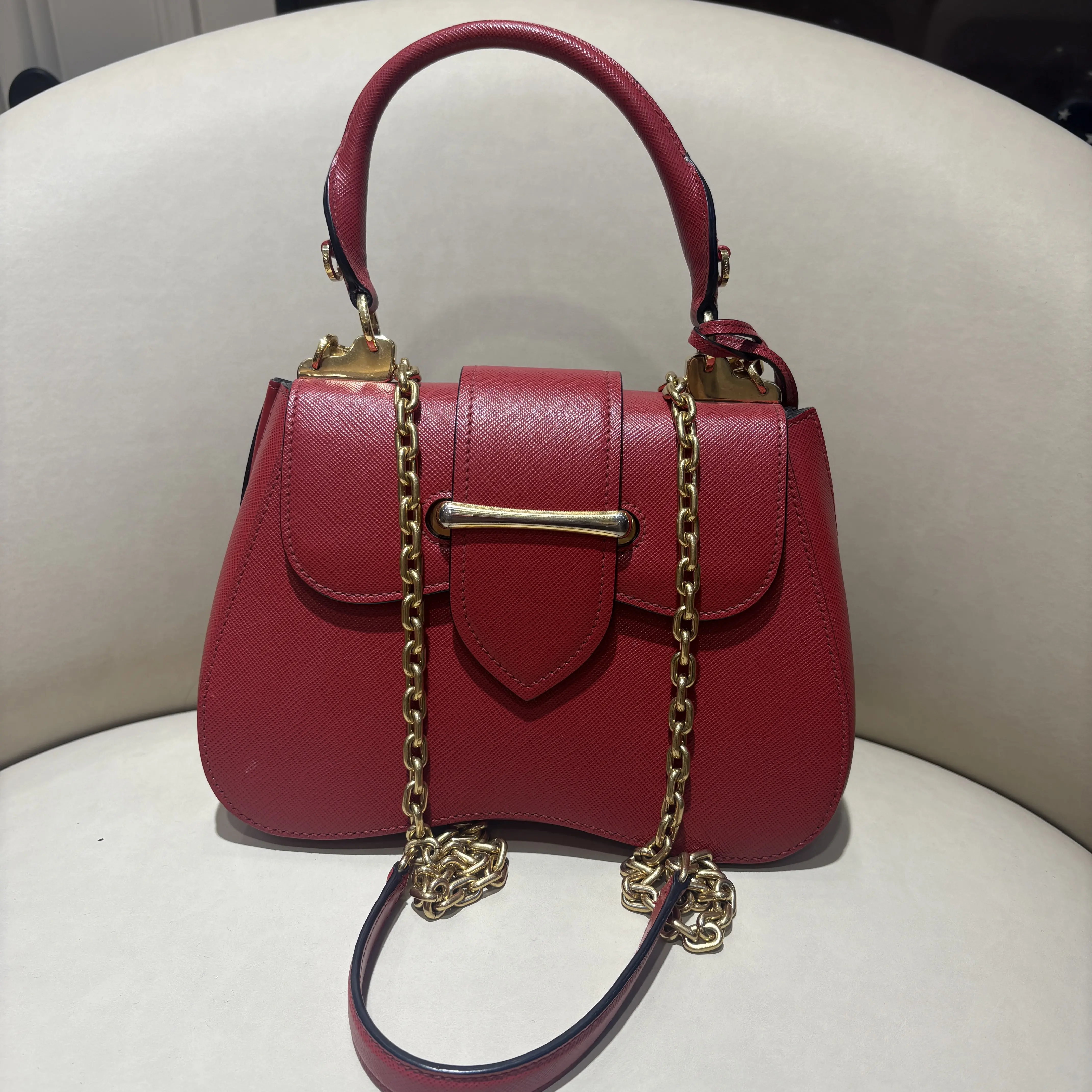 Pre-owned Calfskin Crossbody Bags Prada Leather Sidonie Red Shoulder Bags, Handbags