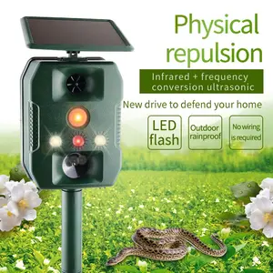 Solar Ultrasonic Repeller, Electronic Pest Repellent, Outdoor Pest Control, Smart Variable Frequency Ip55 Waterproof, Fox Wolf Rat Snake Bird Mole Repellent, Farm Garden Lawn Outdoor Use
