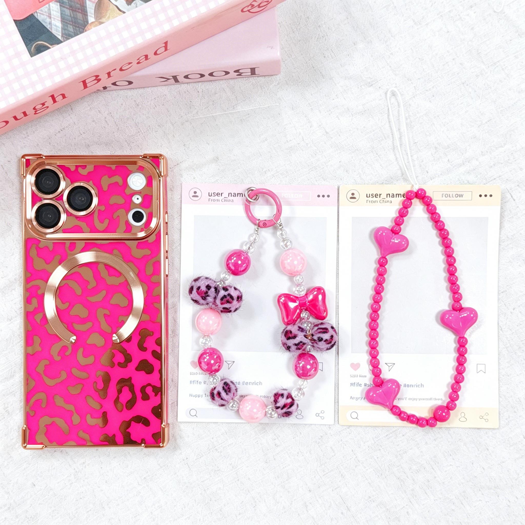 High-end leopard print glossy square smartphone case with matching beaded bracelet and heart bracelet, three-piece set, compatible with MagSafe, full-body protection for iPhone 17, 16, 15, 14, 13 Pro Max phone case, phone accessories