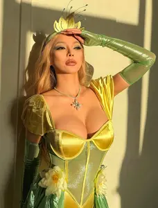 Kissing Frogs Princess Costume