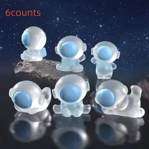 6pcs Glow-In-The-Dark Astronaut Home Desktop Decor, Creative Resin Craft Figurines Ornaments, Space Themed Tabletop Accessories, Interior Decoration Accessories, Resin Ornament Set