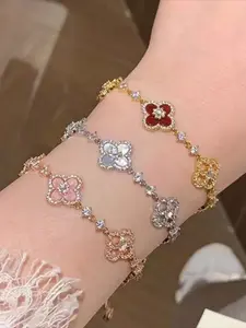 Sparkling Bracelet Elegant Design Versatile Simple High-End Personalized Gift for Women, Unique Fashion Accessory Jewelry, Elegant Minimalist Bangle, Fashionable Bangle