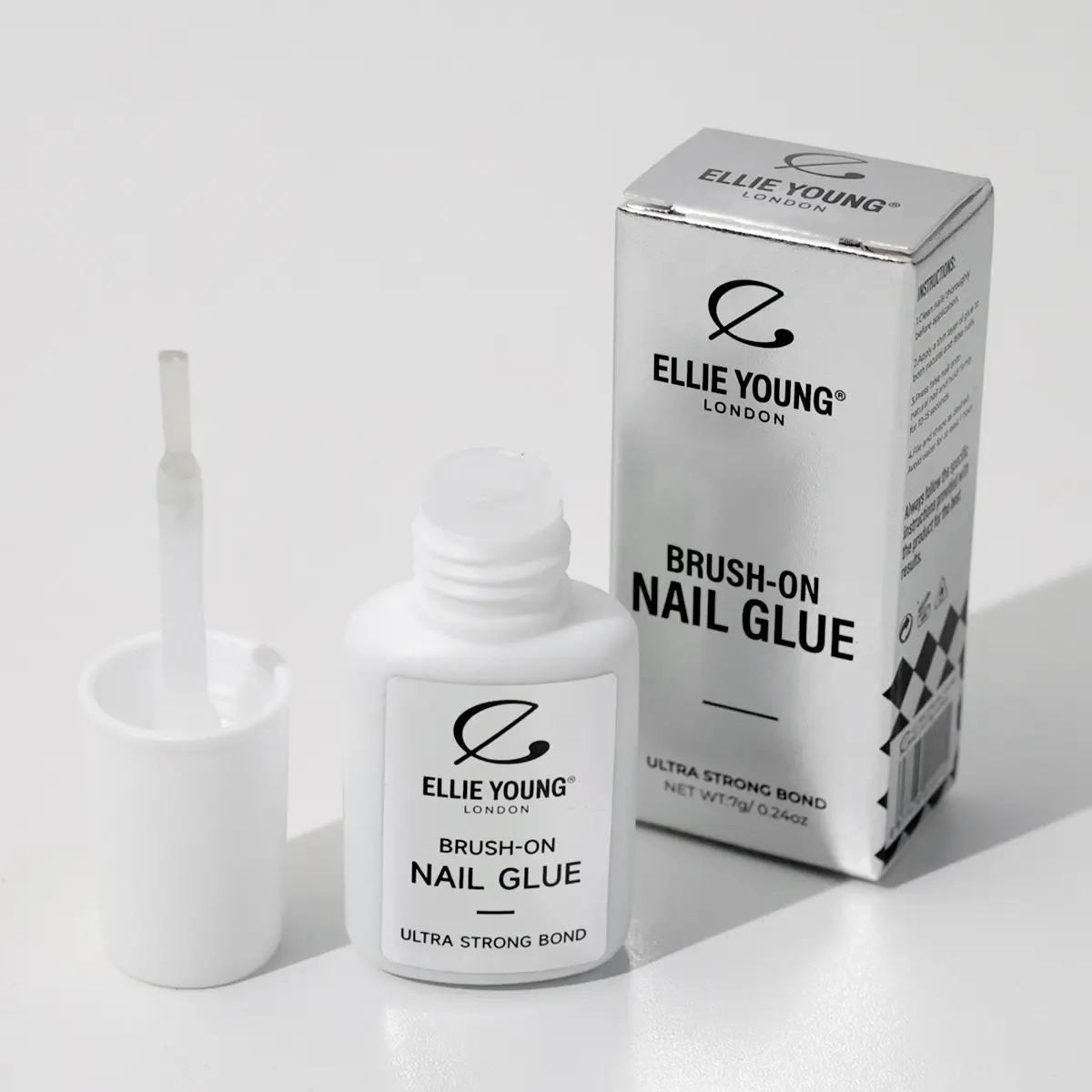 ELLIE YOUNG BRUSH ON NAIL GLUE, Durable & Long-lasting Nail Glue, Easy Application, Fake Nails Brush on, Acrylic Nails, Beauty Secrets Nail Glue, Nail Art, Nail Care, Home Nail Art, Nail Adhesive, Nail Art Supplies