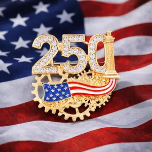 USA 250th Anniversary Patriotic Brooch Pin – Independence Day Rhinestone American Flag Lapel Pin for Men & Women, Vintage Alloy Badge for Blazer, Coat & Outfit Styling