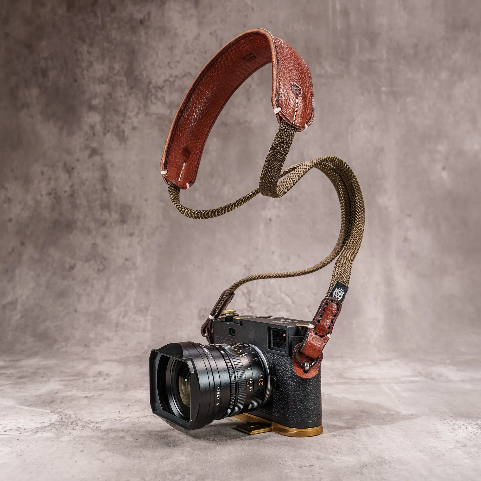 Classic Flat Padded Rope Camera Strap - Outback