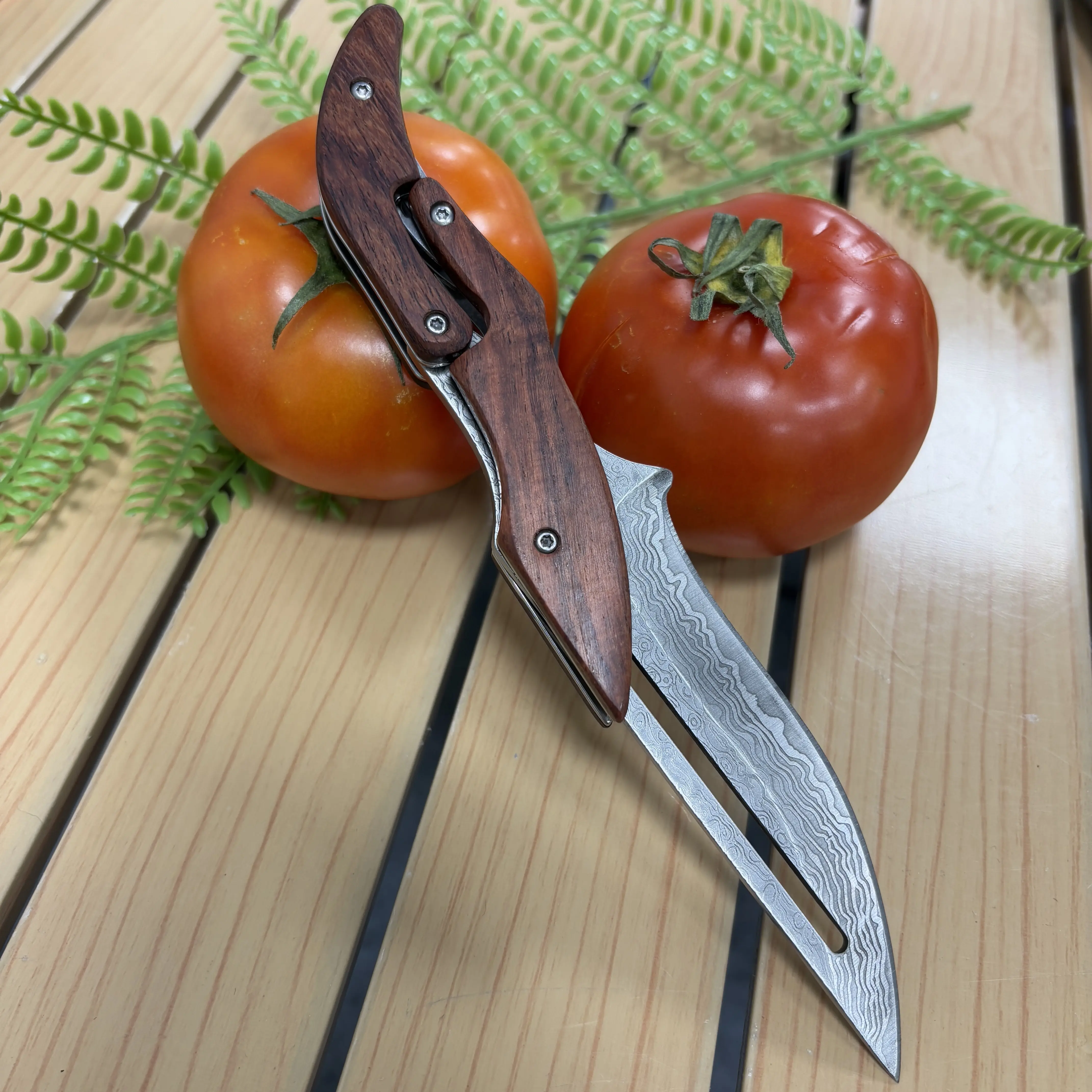 Multi-functional Foldable Mechanical Kitchen Knife - Portable Folding Tool, Great for Kitchen Prep and Snacks, Meat & Fruit Cutting