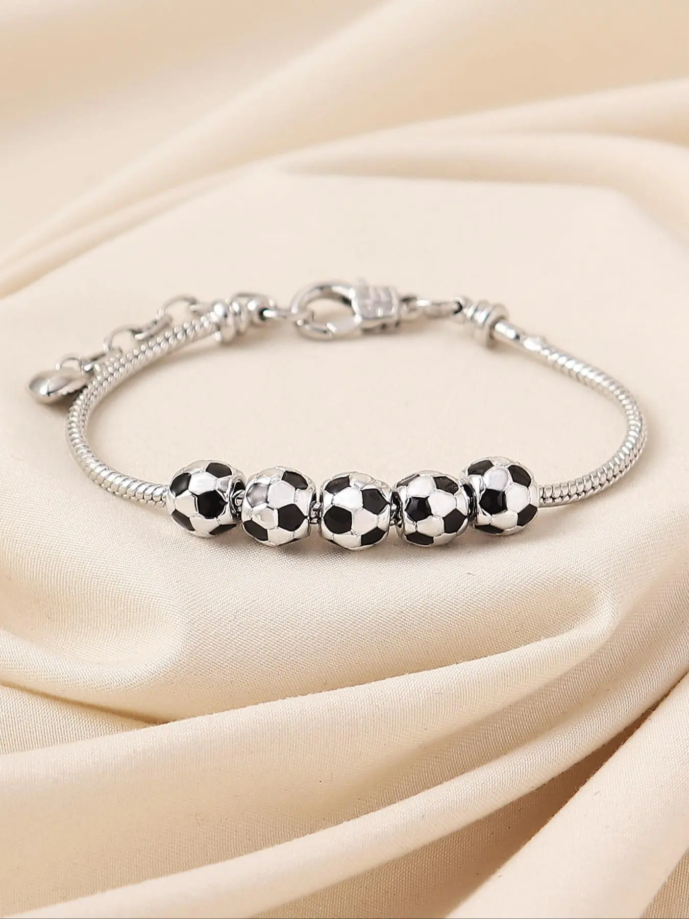 Fashionable Soccer Ball Charm Decor Alloy Chain Bracelet, Fashionable Bracelet Style, Bracelets Accessories, Fashion Jewelry for Party, Daily Clothing Decor, Trendy All-match & Exquisite Jewelry for Birthday Gift, Adjustable Link Bracelet