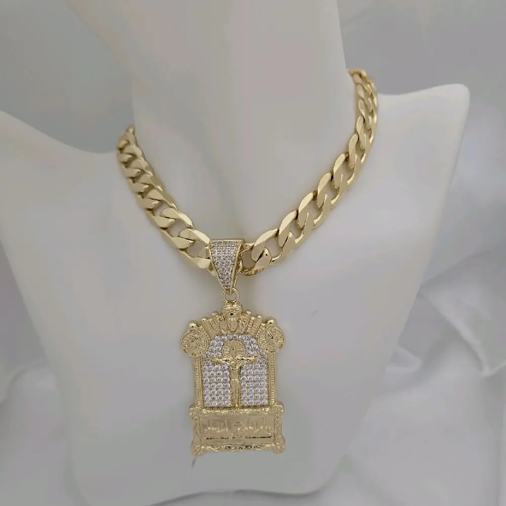 Gold Plated Chain 226 & Dije 454 with Unique Design ultima cena