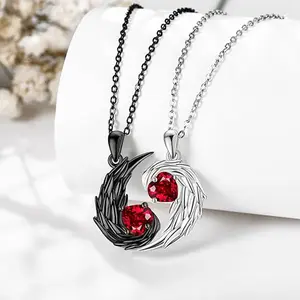 Love Feather Wings Heart Couple Pendant Necklaces for Women Valentine's Day Gift Best Friend BFF Promise Friendship Clavicle Chain Fashion Jewelry