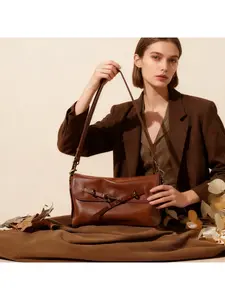 New Style High-Value Leather Solid Color Commuting Large Capacity Textured Envelope Shoulder/Crossbody Bag for Women