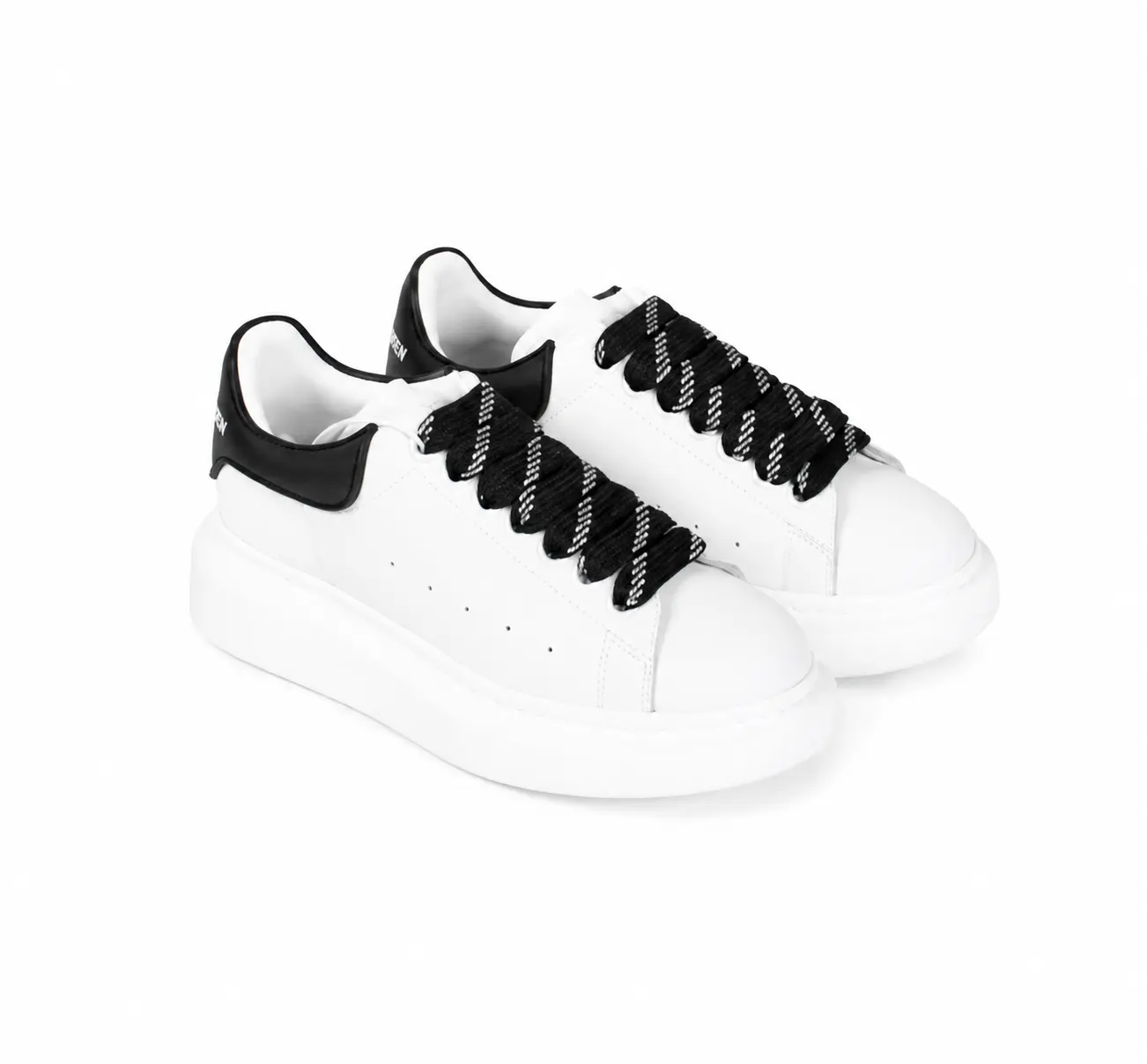 Brand New White Black White Sneaker - Unisex Streetwear Sneakers – Fashionable Everyday Footwear