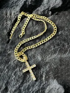 Men's diamond-encrusted cross pendant Cuban chain necklace hip-hop style Exquisite Trendy Pendant Bling Necklace Cuban Link Chain