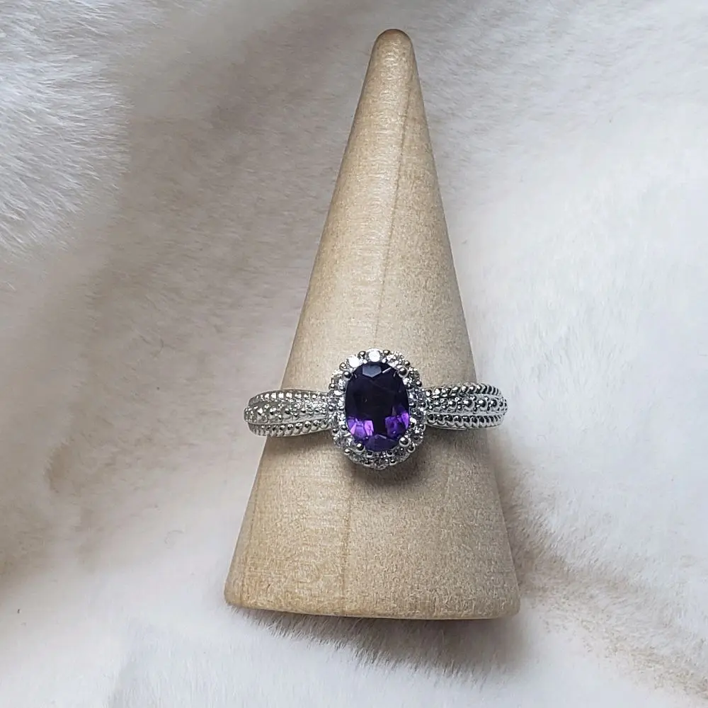 Amethyst Silver-Plated Adjustable Crystal Ring with Purple Gemstone and Elegant Design Anti-Stress