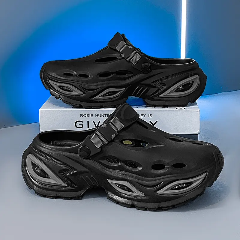 Men’s color-block cutout sandals—casual, comfortable, breathable clogs with anti-slip soles, suitable for indoor and outdoor wear; stylish slides.
