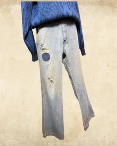 Super Distressed Vintage Private Club Jeans