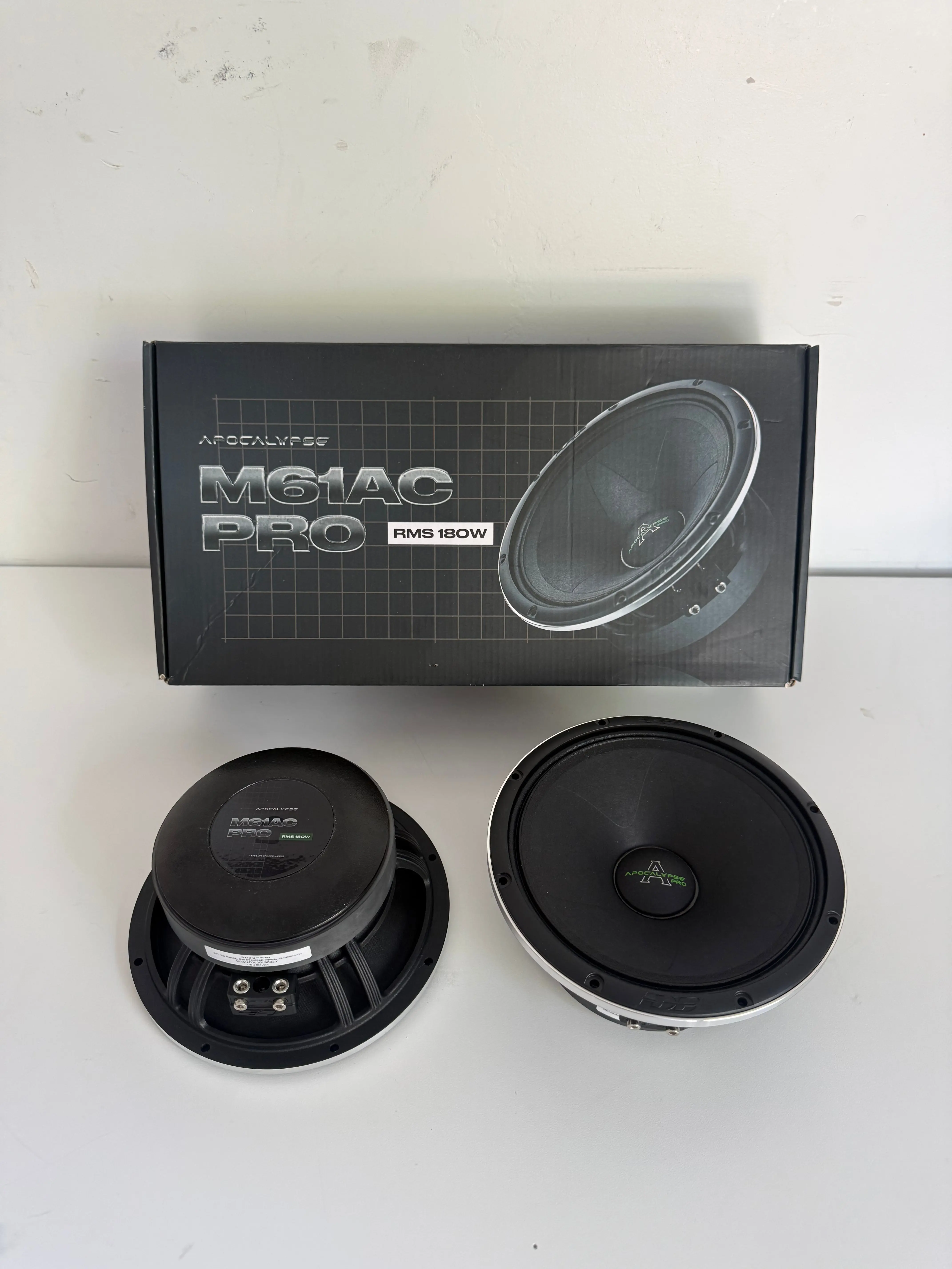 DEAFBOUNCE ARNOLD M61AC PRO Portable Audio Speakers for Indoor & Outdoor Use