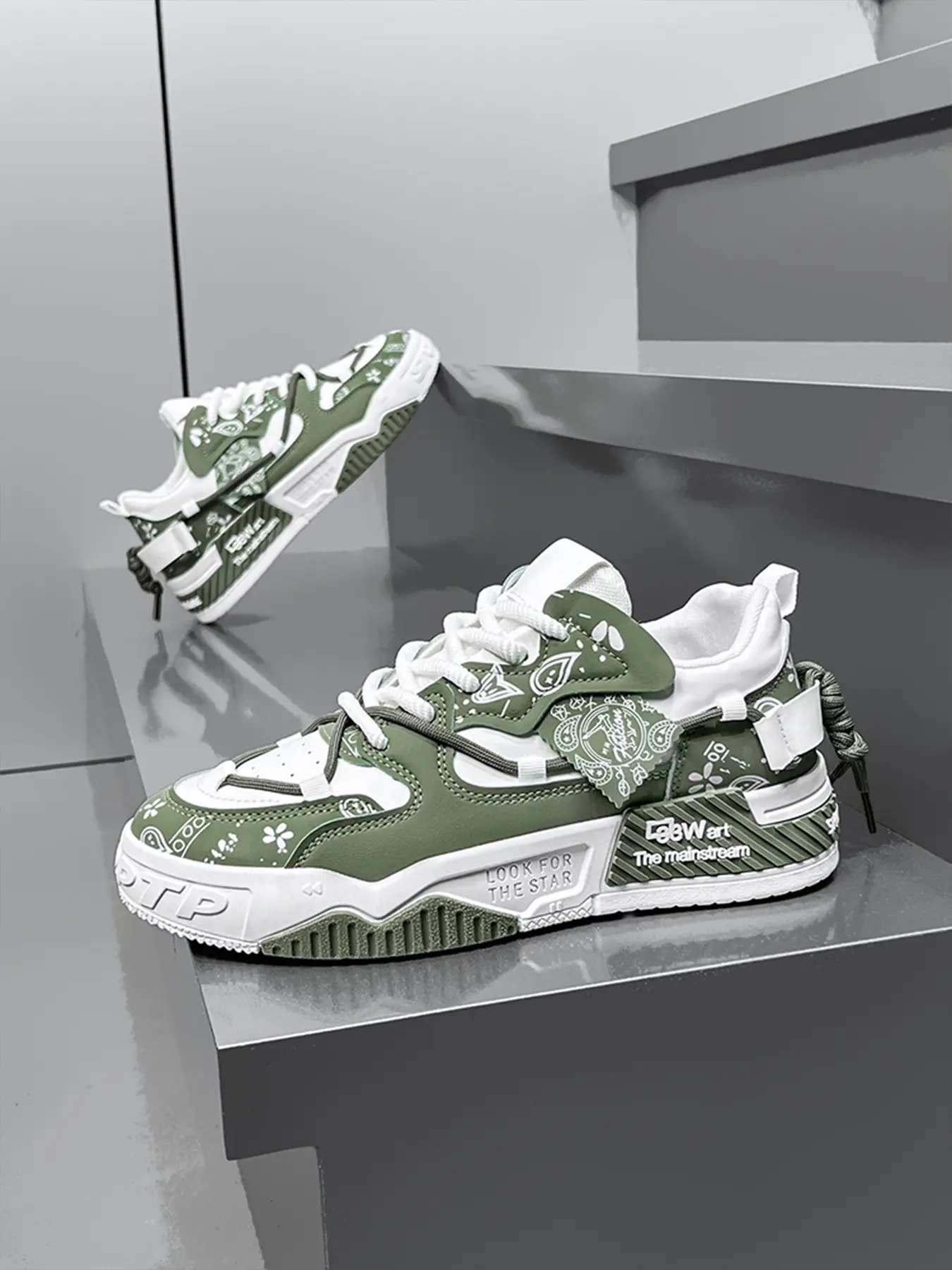 Men's New Trendy Niche-Designed Athletic & Casual Trending Shoes - Paisley Sneakers Sports Shoes Streetwear Lifestyle Shoes Fashion Casual Shoes