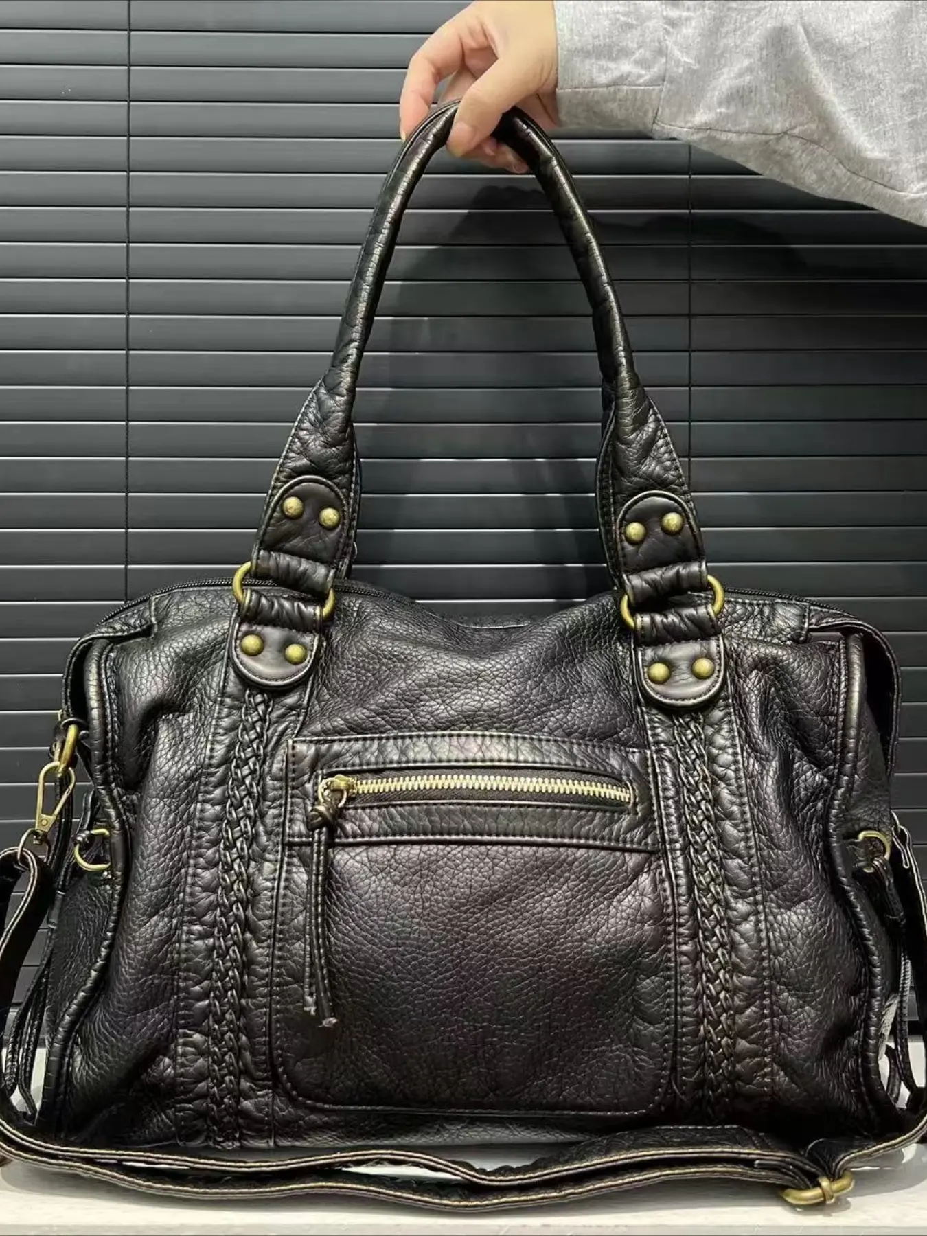Ladies' fashionable Y2K soft leather tote bag with retro washed vegan front pocket, large capacity single shoulder crossbody bag, Casual Commuter Bag, Casual Trendy Bag, Cross Body Bags