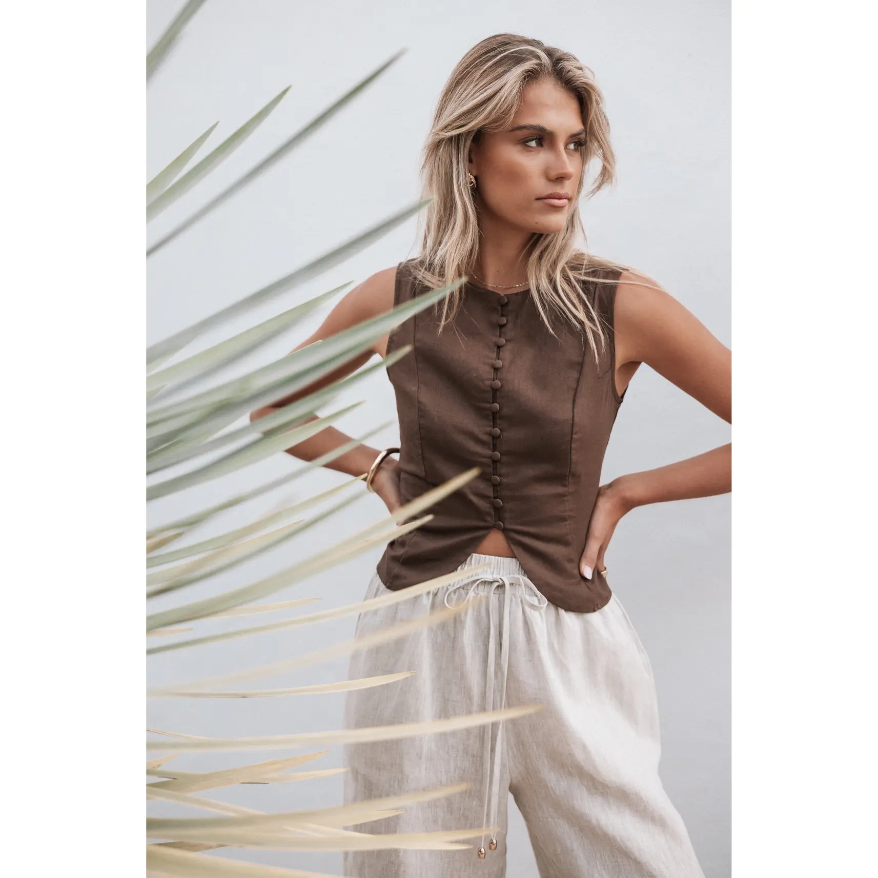 Daniella Linen Vest - Chocolate Brown