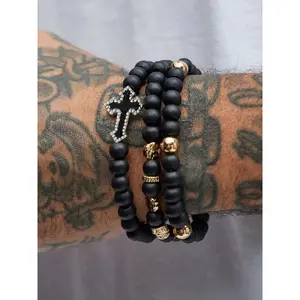 Everyday Streetwear Accessory! Hypoallergenic Black Bead Cross Bracelet, Versatile for Work, Parties & Daily Wear