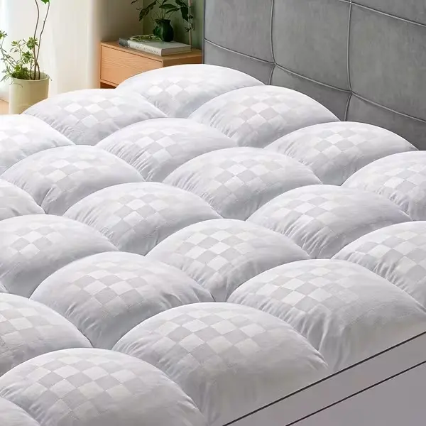 Extra Thick Cooling Mattress Cover with Deep Pocket Fit Plush Pillow Top Breathable Quilted Fabric Soft Mattress Pad for Back Support Comfortable Bed Protector for Twin Full Queen King Beds