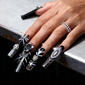 Gothic Black Rose Pearl Crystal Nails Dark Luxury Fake Nails Long Square Press On Nails 10PCS