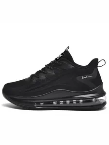 Lightweight Cushioned Running Shoes for Men, Breathable Flyknit Mesh, Thick Sole Shock Absorption, Ideal for Students and Fitness Tests, Breathable Running Sneakers, Training Runner Footwear