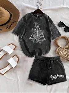 Vintage Style 2 Piece Unisex Loose-Fitting Summer Crewneck T-Shirt Set, Casual Retro Wash Short Sleeve Tee with Unique Graphic Print, Trendy Streetwear for Couples