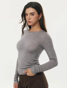 C202 Women Merino Wool Sweater Lightweight Soft Slim Fit Crew Neck Spring Layering Top Everyday Long Sleeve Casual