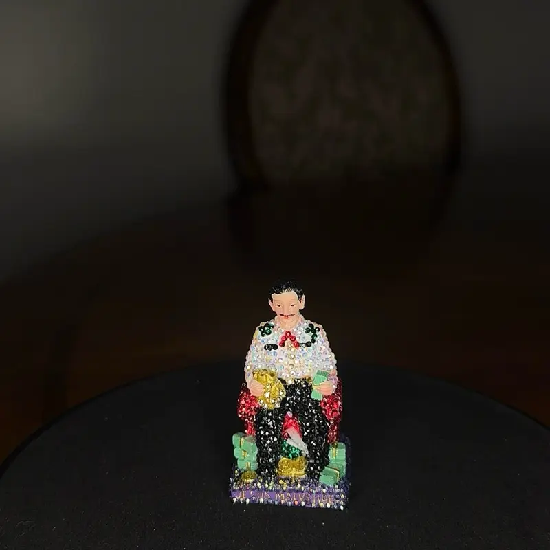 Mini Mal Verde Bling Statue Decorative Figurine - Shelf Decor, Interior Decoration Accessory, Ideal Home Supplies Gift