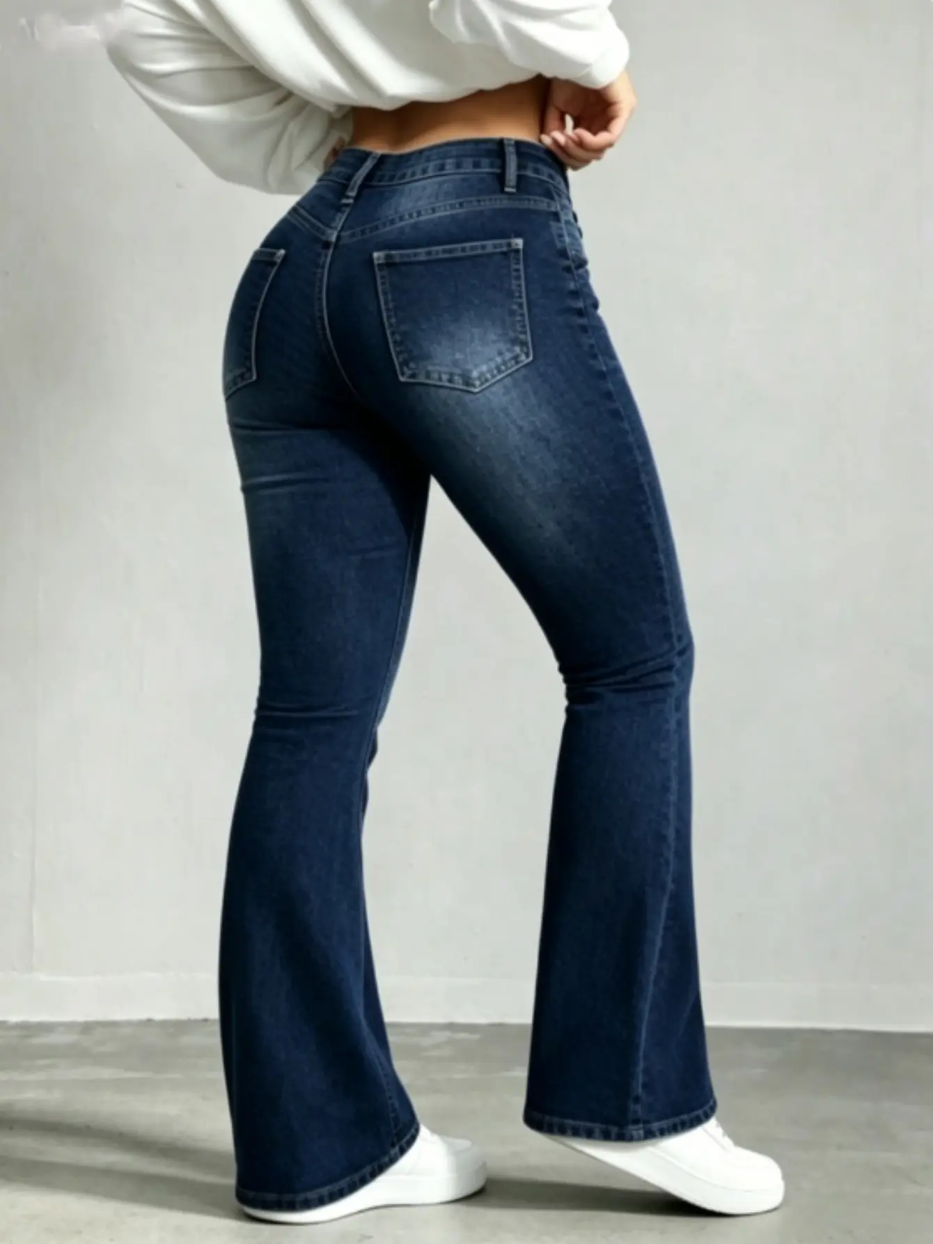 【Plus size】WH53 High Waisted Stretchy Denim Jeans for Women, Flare Jeggings Bootcut Denim with Multi-Pockets ,Classic Women's Pants, Daily Urban Fashion Wear for All Seasons.