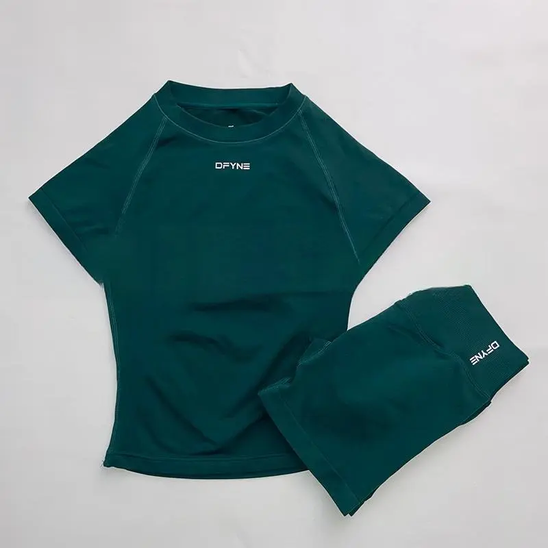 DFYNE Women's 2 Piece Seamless Matching Workout Set - Short Sleeve Crop Top Sports Shirt & High Waisted Booty Sculpt Shorts, Buttery Soft Tummy Control Squat Proof Athleisure Activewear Sets for Gym Yoga Running