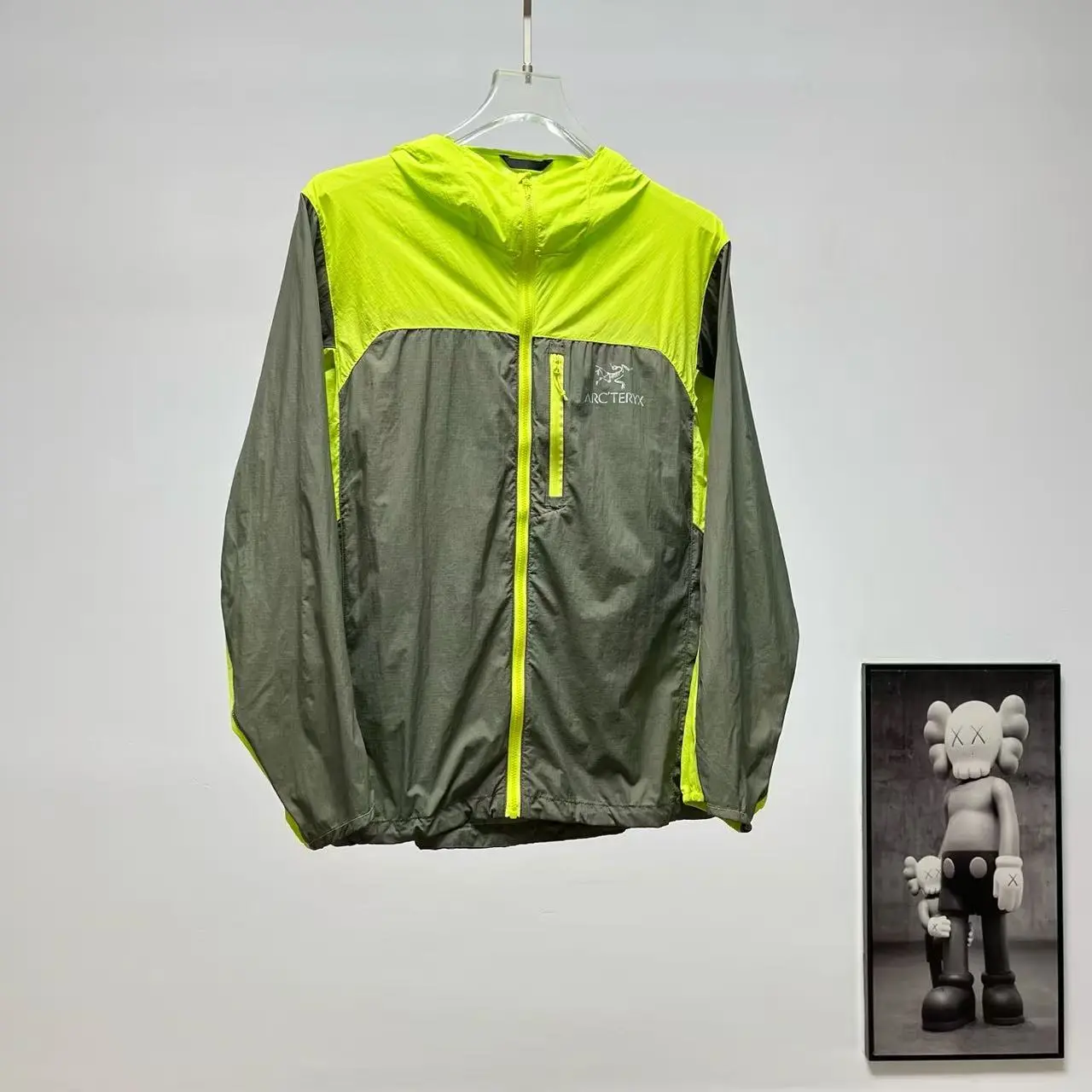 Fluorescent Lime Olive Color Block Hooded Windbreaker Ultra Lightweight Quick Dry Fabric Outdoor UV Protection Casual Jacket