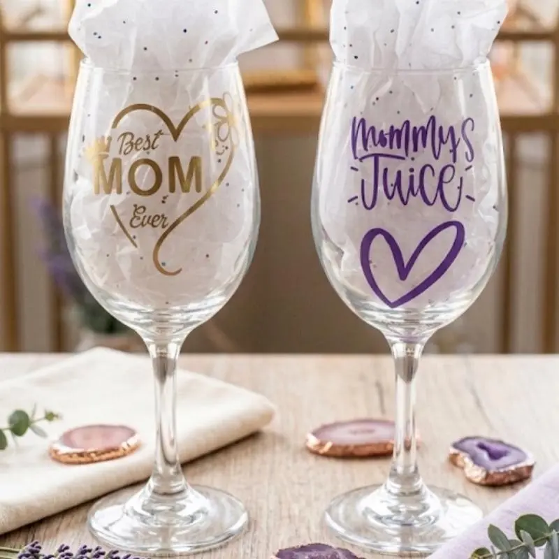 Personalized Wine Glasses for Mother's Day - "Best Mom Ever" & "Mommy's Juice" Design - Perfect Gift for Mom