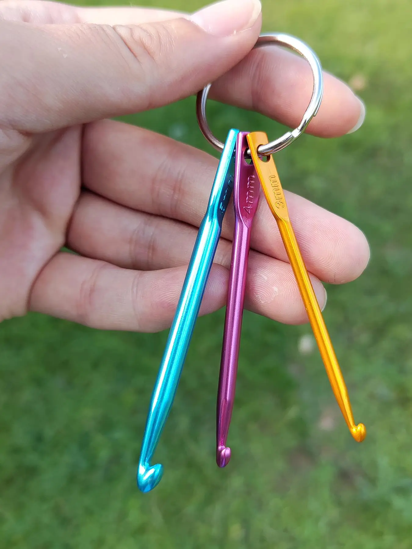3pcs Minimalist Crochet Hook As Key Fob & Car Keychain Set, Fashionable Alloy Keychain, Multifunctional Crochet Hook for Knitting & Weaving, Key Chain Hooks, Fashionable, Stylish & Versatile Tool for Daily Use