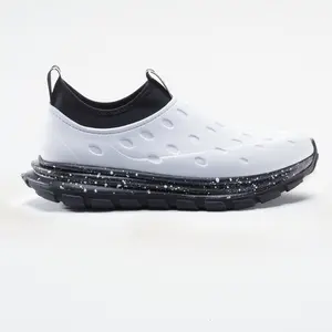 KANE Revive AC - White / Black Weatherproof Sneaker, Shoe for Runners