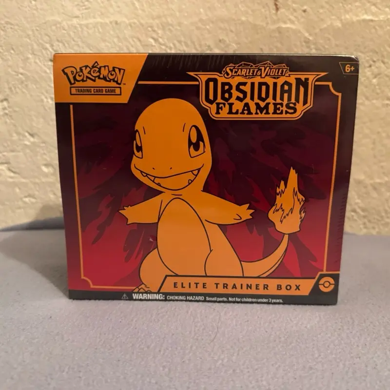 Obsidian Flames Elite Trainer Boxed Set - Non-Sports Trading Card Collectible Accessory