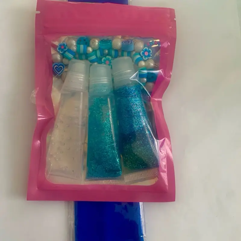 Lipgloss bracelet and headband set