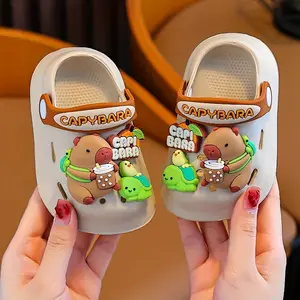 Youngsters' Cute Cartoon Capybara Hole-in-Soles Slides - Lightweight EVA Material, Slip-On Design with Round Toe, Fun Summer Beach & Casual Wear for Boys and Girls, Cute Shoes, Youngsters Beachwear, Playful Youngsters' Footwear
