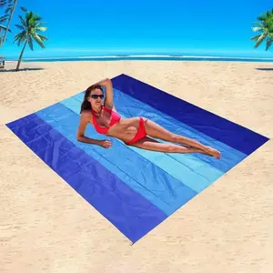 Portable Picnic Mat, Lightweight & Durable Beach Mat with Floor Nails & Carabiner, Reusable Mat for Beach, Camping, Outdoor Picnic, Bicycle Travel, Beach Accessories