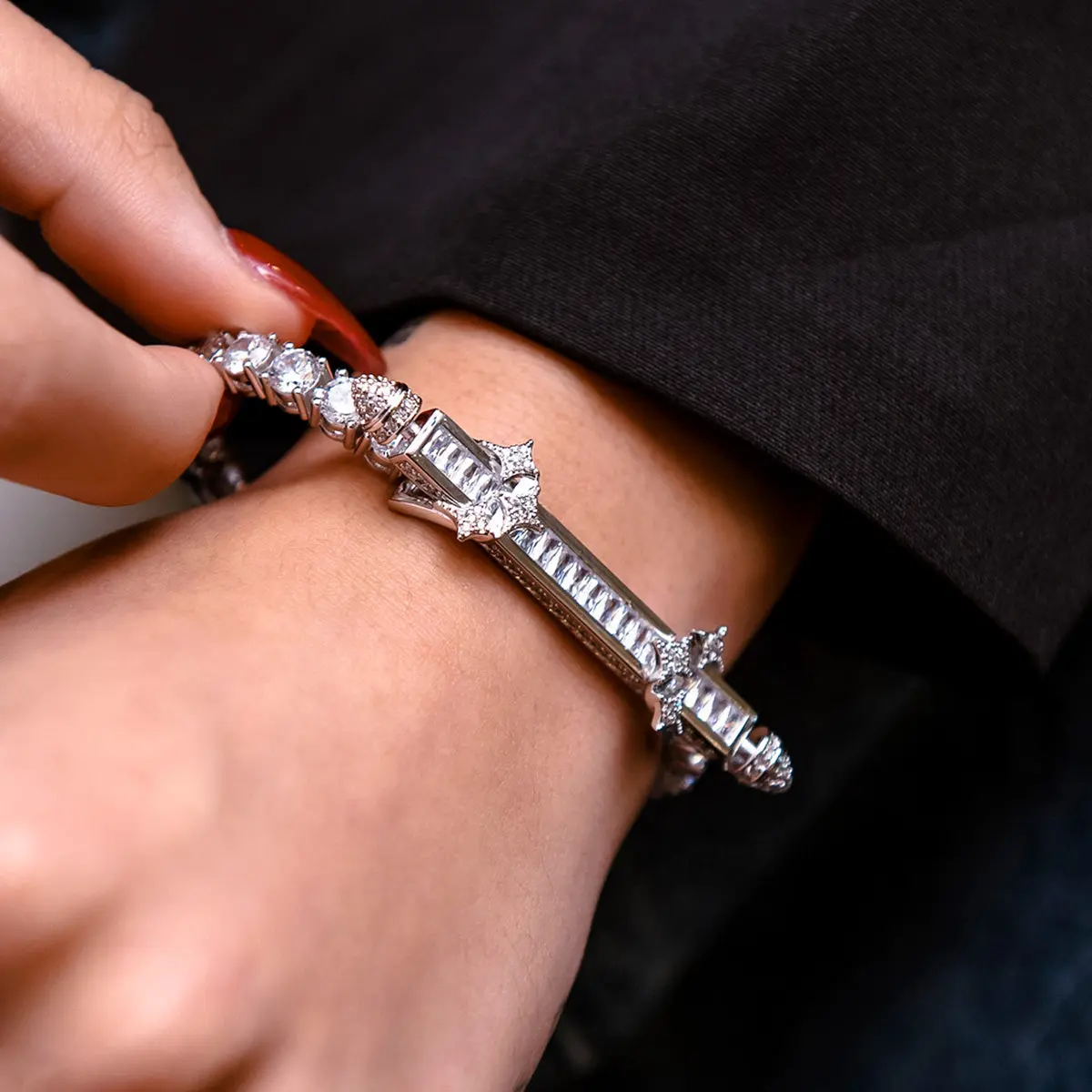 GLD Iced Baguette Bar Bracelet in White Gold - Perfect Gift #tiktokshopsummersale