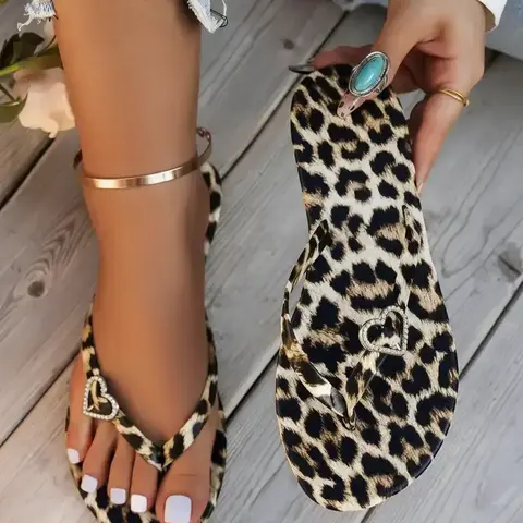 Women's Fashion Leopard Print Flip Flops, Leopard Print Sandals, Comfy Sandals, Casual Trendy Sandals, Casual Comfortable Footwear for Summer, Lightweight Breathable Shoes for Beach Vacation