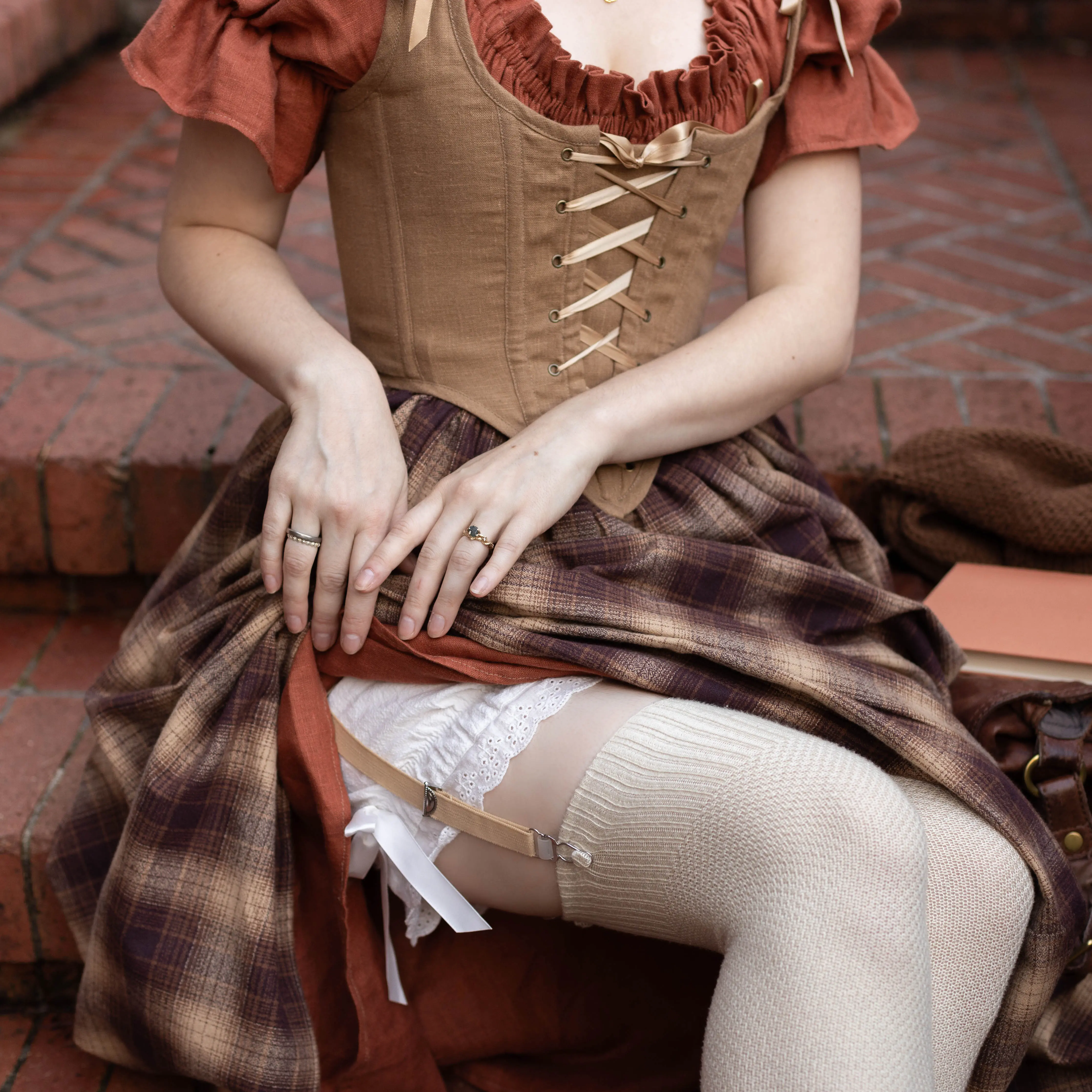 Victorian Bloomers - White Lace Shorts with Elastic Waistband for Women's Bottoms