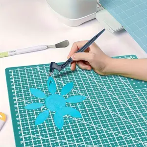 Paper Cutting Tool with Three Rotating Blades, Stainless Steel Handmade Knife, Cutting Supplies, Ideal for Scrapbooking and Vinyl Art Cutting