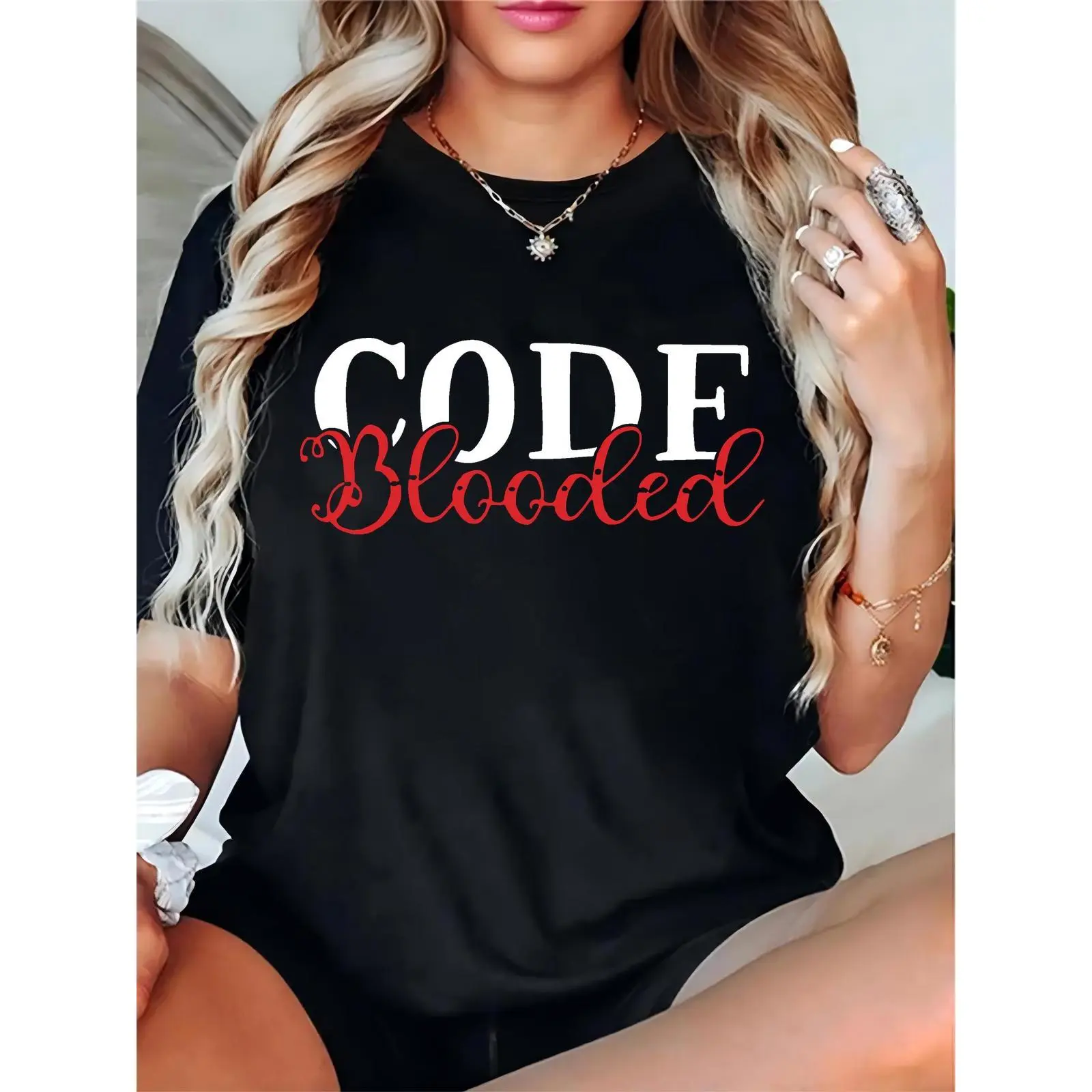 Women’s Black "CODE Blooded" Graphic T-Shirt – Casual Crew Neck Tee with Bold White & Red Text Print, Streetwear for Daily Outings, Comfortable Short Sleeve Top for Ladies