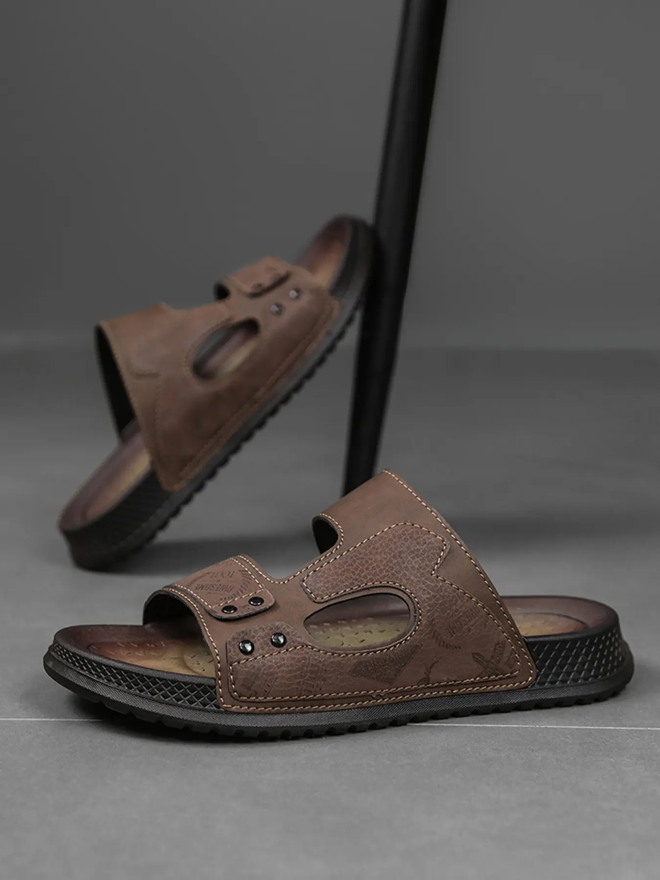 Men's Retro Brown Genuine Leather Slides: Anti-Slip Thick Sole, Casual Outdoor Slippers