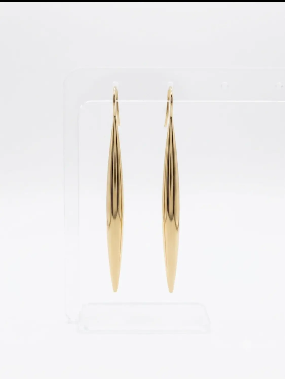 Elegant Gold Color Oval Hoop Earrings for Women - Simple and Stylish Design - Perfect for Everyday Wear