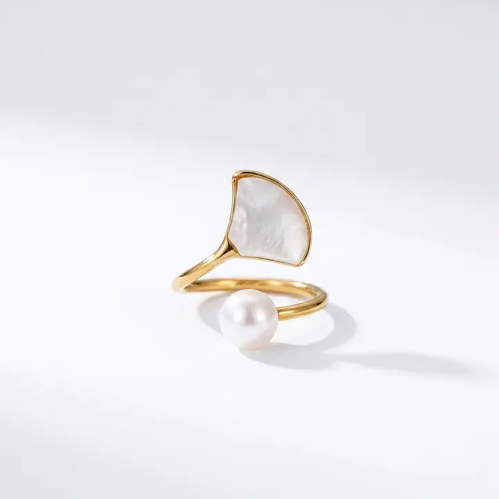 Pearl Wrap Ring