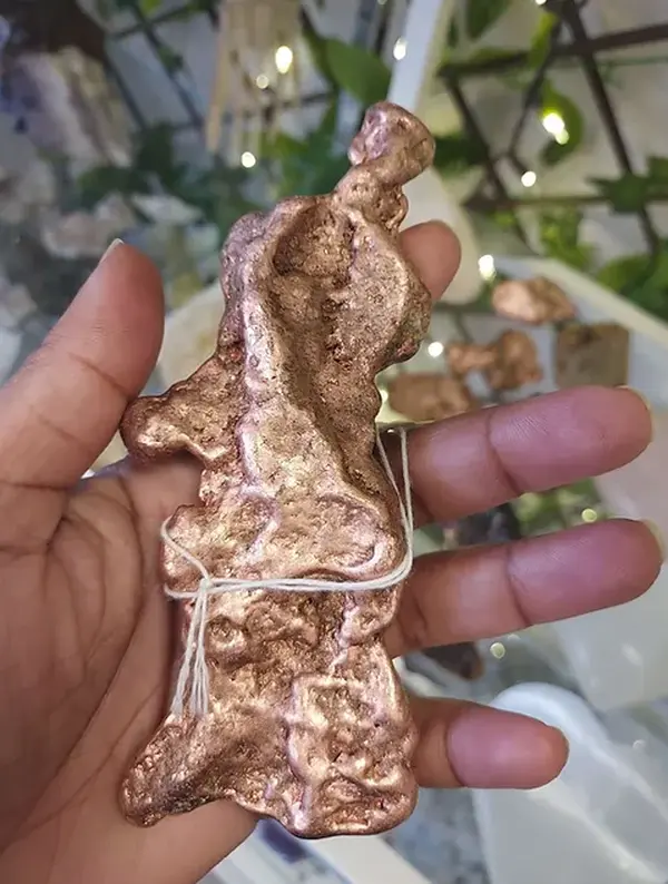 Copper Cluster - Decorative Ornament, Copper Material, Unique Design, Ideal for Home Decor